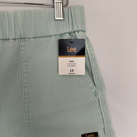 NWT Lee Womens Relaxed Fit Sea Green Shorts Medium Size 14 Summery Style - Picture 2 of 8